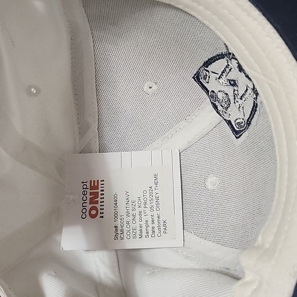 Hat - Picture 2 of 3